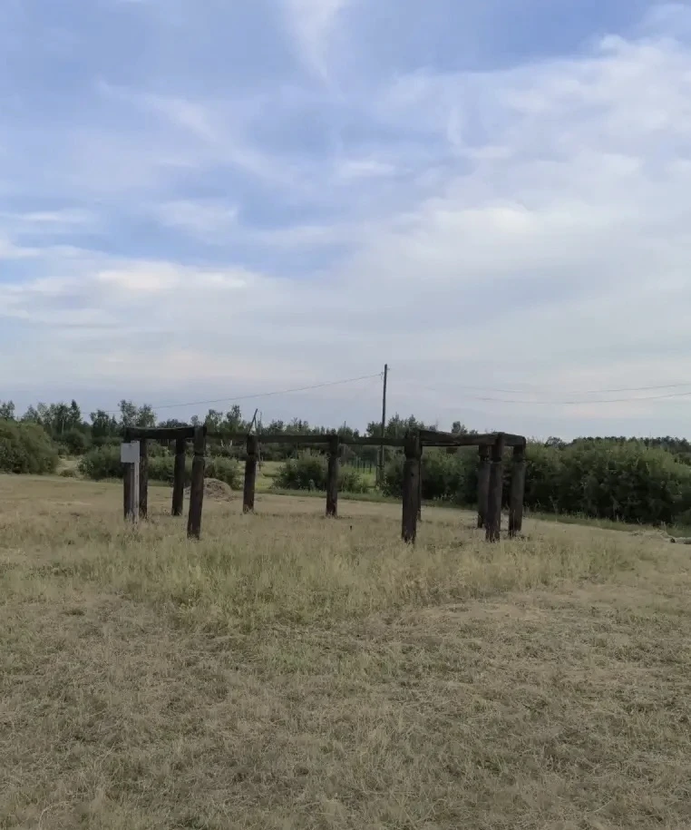 В селе Черкех восстановлен комплекс столбов Сэргэ берестяной урасы