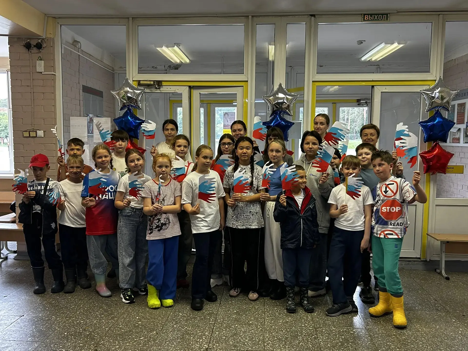 С праздником, друзья! С Днём России! 🇷🇺

Наши замечательные ребята отметили его по‑особенному: уча