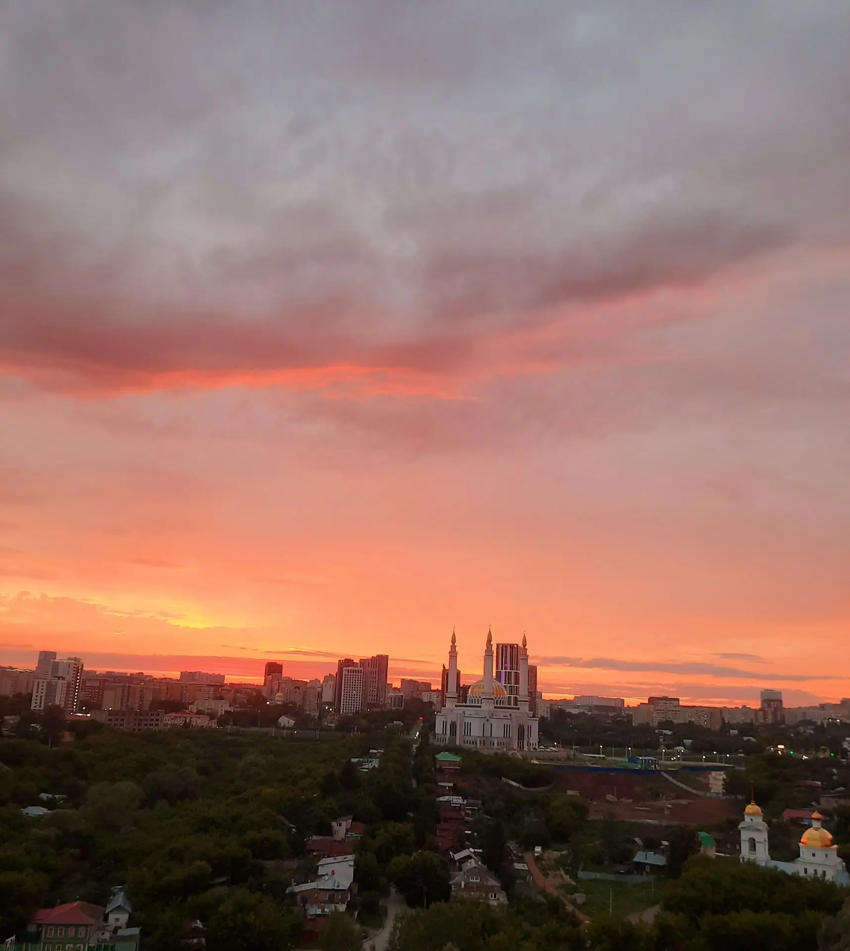Сегодня не только День Летнего Солнцестояния, но и потрясающий Закат)
Всем до завтра☀️🙏