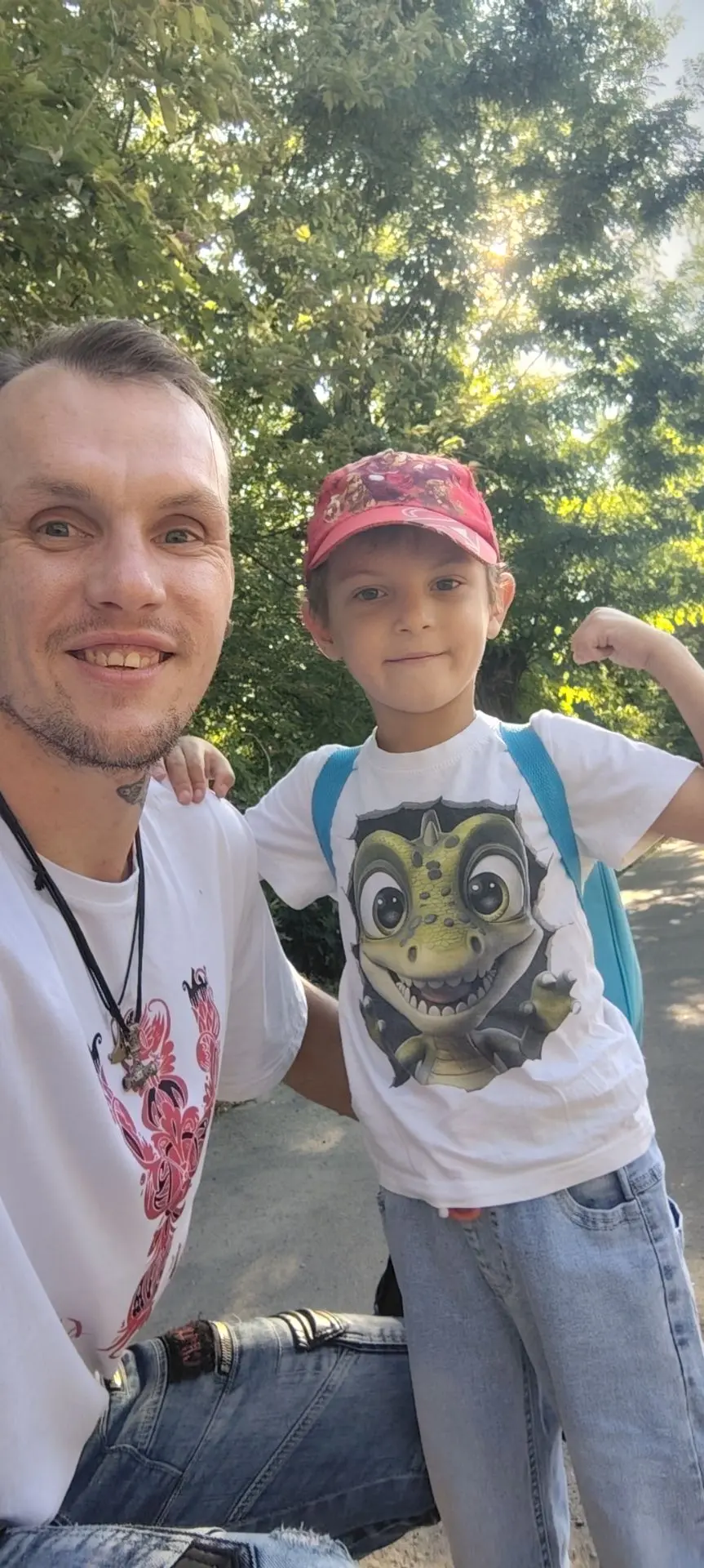 Жизнь даётся тем кто её не хулит. Живите, а не существуйте! Всем добра и бодрости! 😊☀️🌳✊