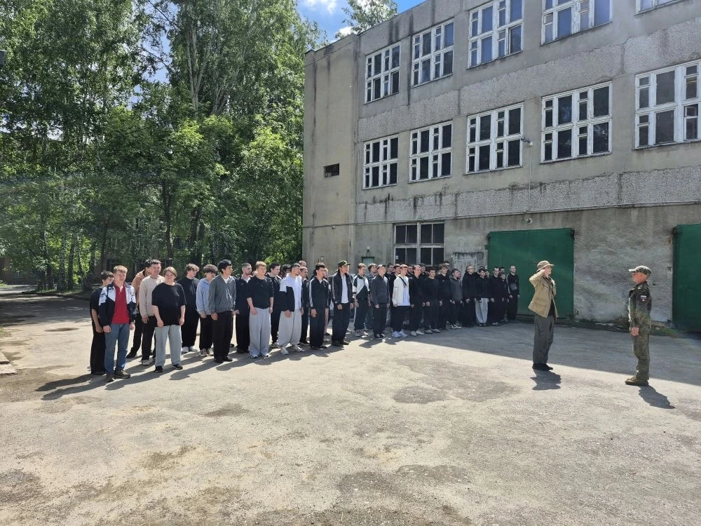 В Уральском железнодорожном техникуме успешно завершились пятидневные военные сборы для учебных груп