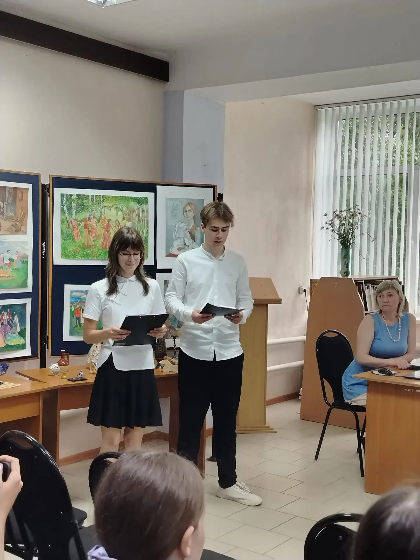 💖 Аллилуйя любви: когда стихи шестидесятников звучат громче экзаменов

Оставив в стороне учебники, 