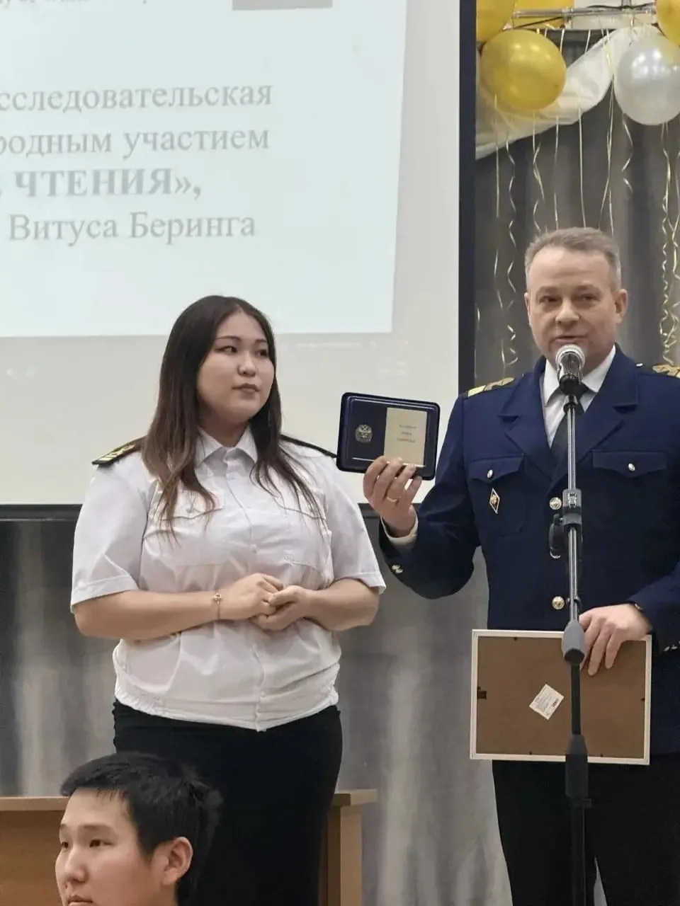 «ЗА ОТЛИЧИЕ В УЧЕБЕ». НАШИ ВЫПУСКНИЦЫ НАГРАЖДЕНЫ ВЕДОМСТВЕННЫМИ ЗНАКАМИ МИНИСТЕРСТВА ТРАНСПОРТА РОСС