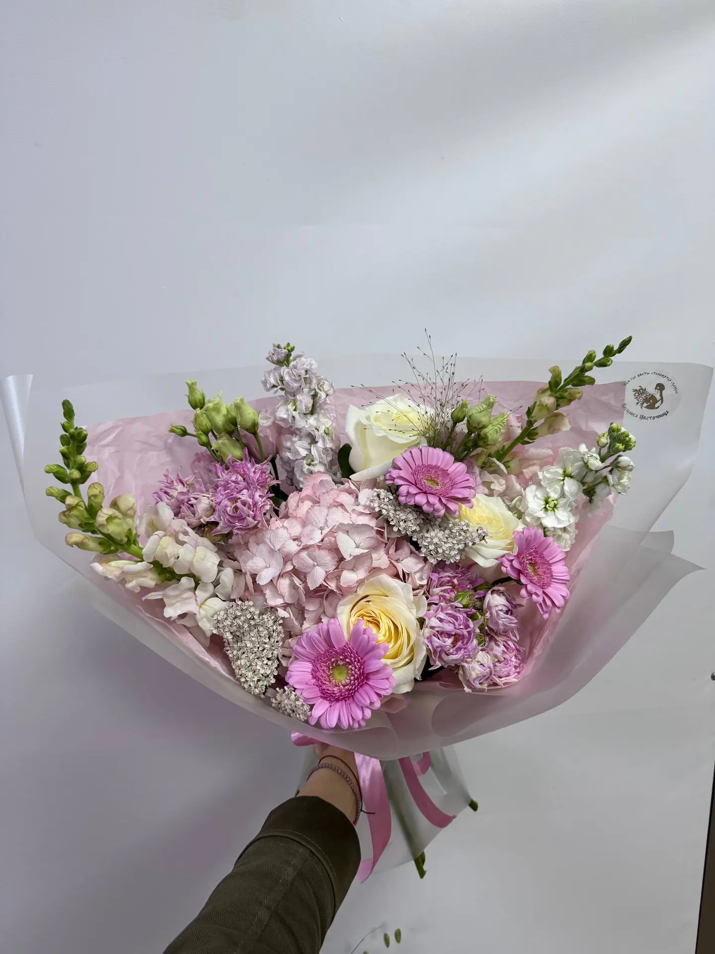 Наша витрина! 😍 

Букеты на любой вкус и бюджет💐💐

| VK | MAX | Дзен | Сайт

Звоните: 
🤍+7916-93