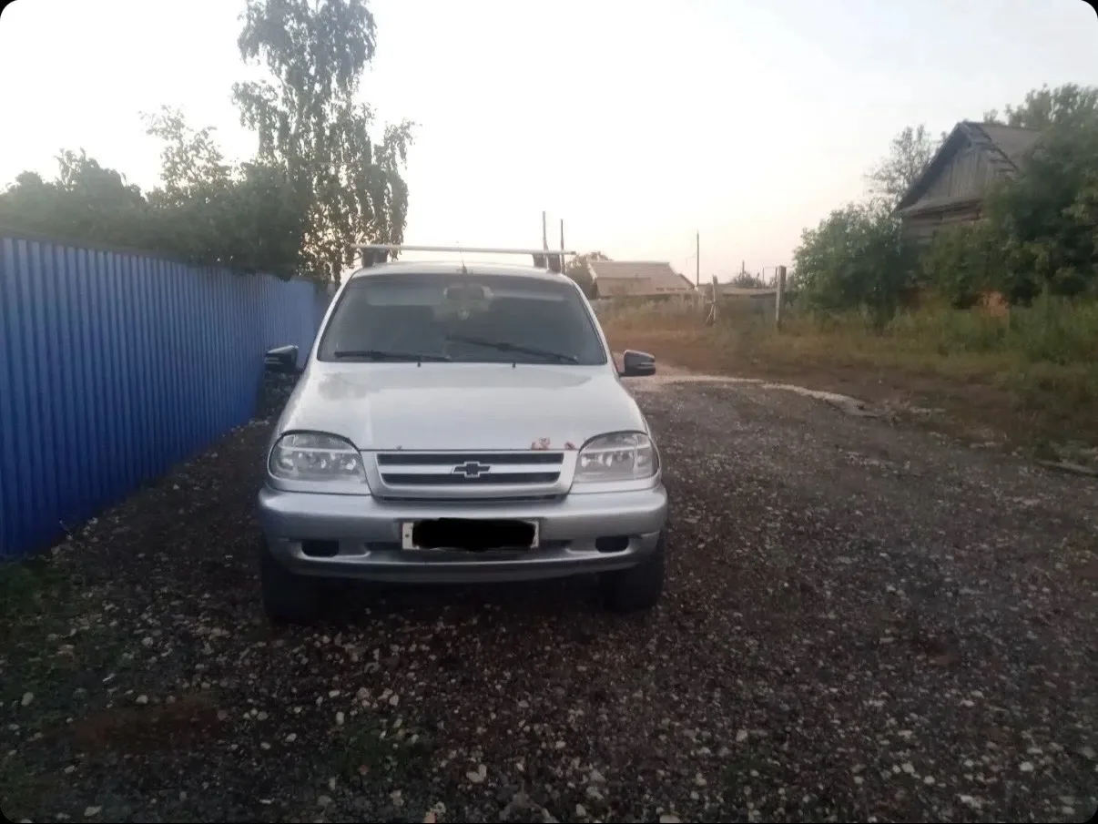 В продаже Chevrolet Niva 2008 год