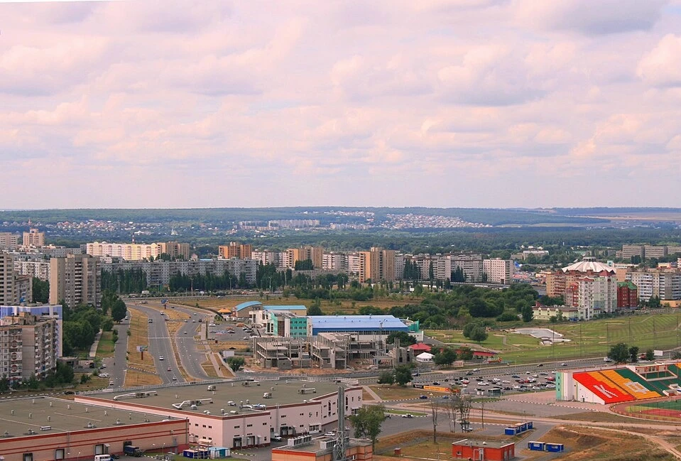 Глядя с самого высокого здания в Старом Осколе, словно переносишься в прошлое.