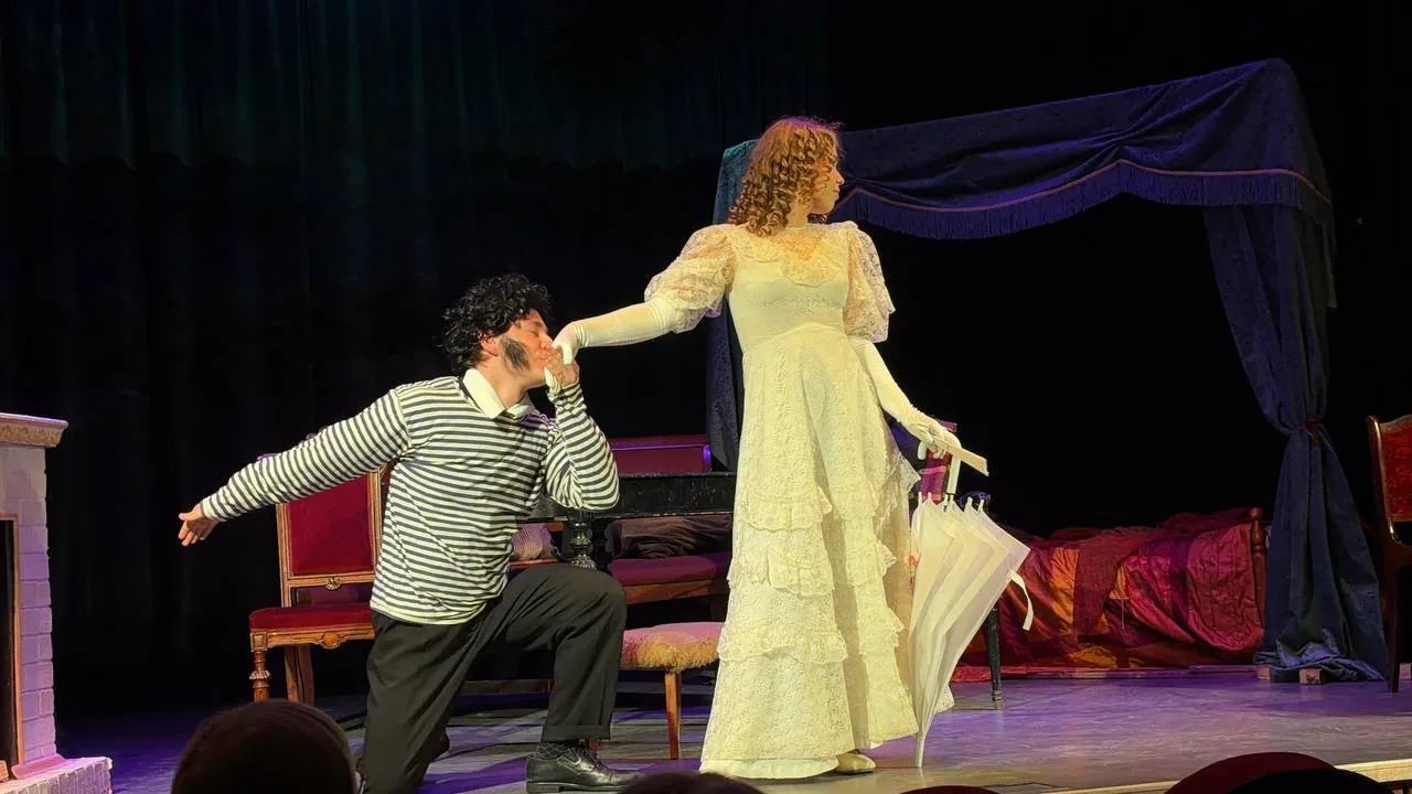 Финал «Живой сцены» — выступление состоялось! 🎭  Ученики 11 «Т» класса уже выступили на сцене ДДТ «Т