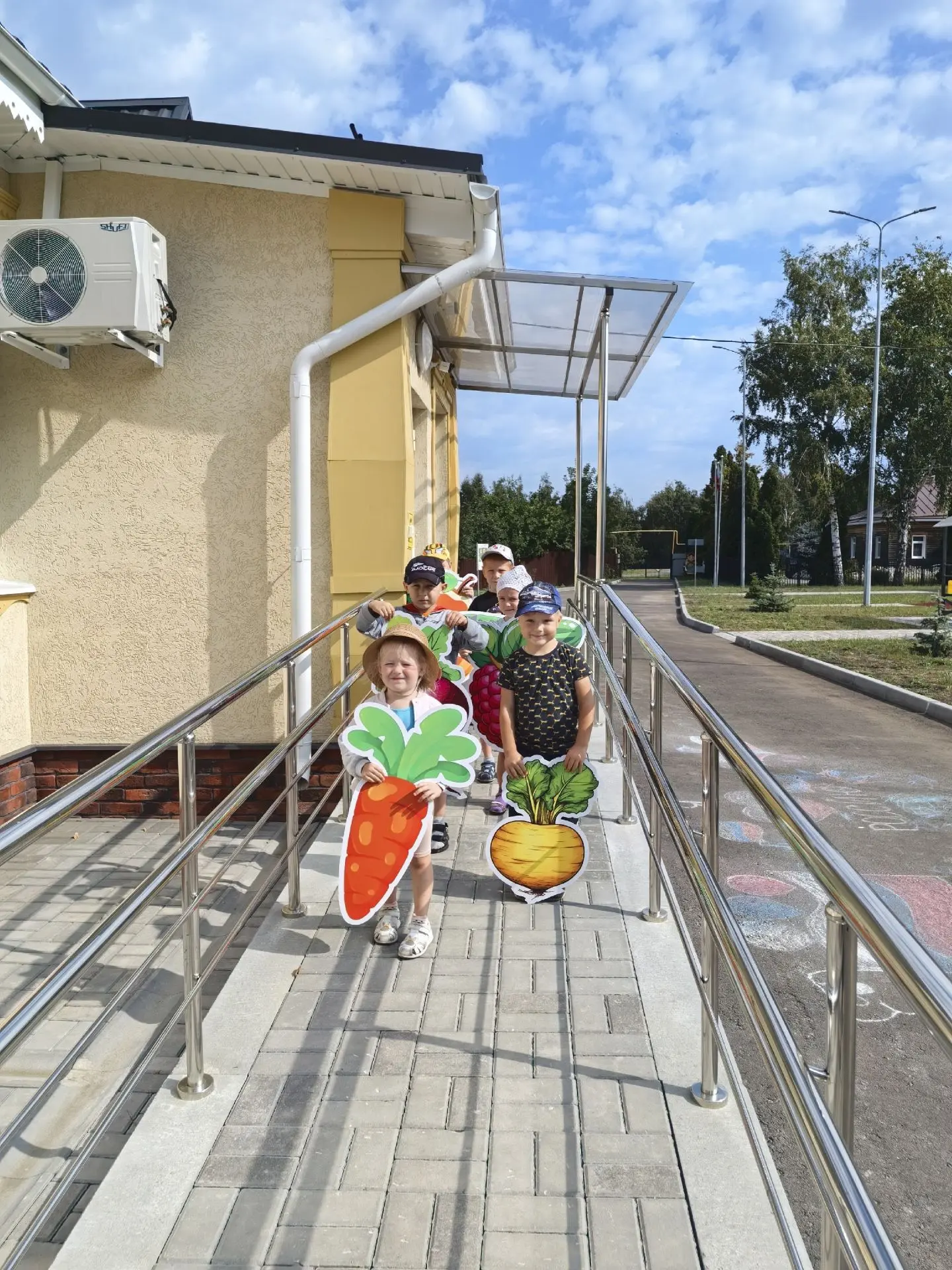 🎨 Яркие будни в агролаборатории!