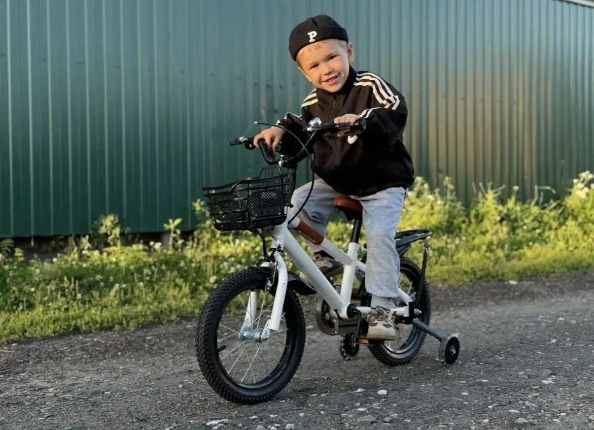 Уважаемые родители! ☀️Лето в самом разгаре, и мы хотим, чтобы ни одно яркое мгновение не потерялось!