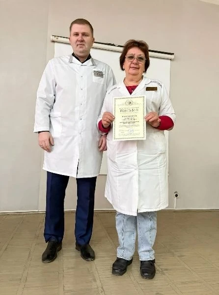 Благодарностью Министра здравоохранения Российской Федерации награждена Островская Ната...