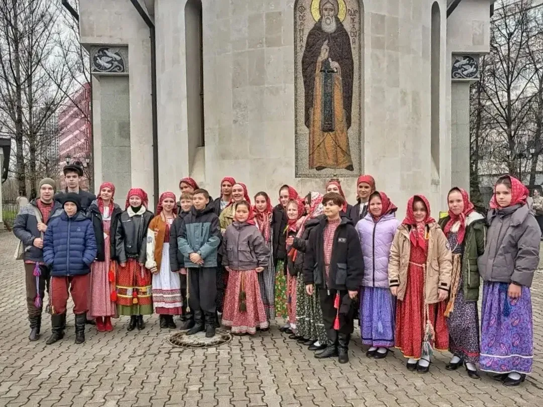 Дни Светлой Пасхи - время, когда так хочется поделиться с родными и близкими светом Христова Воскрес