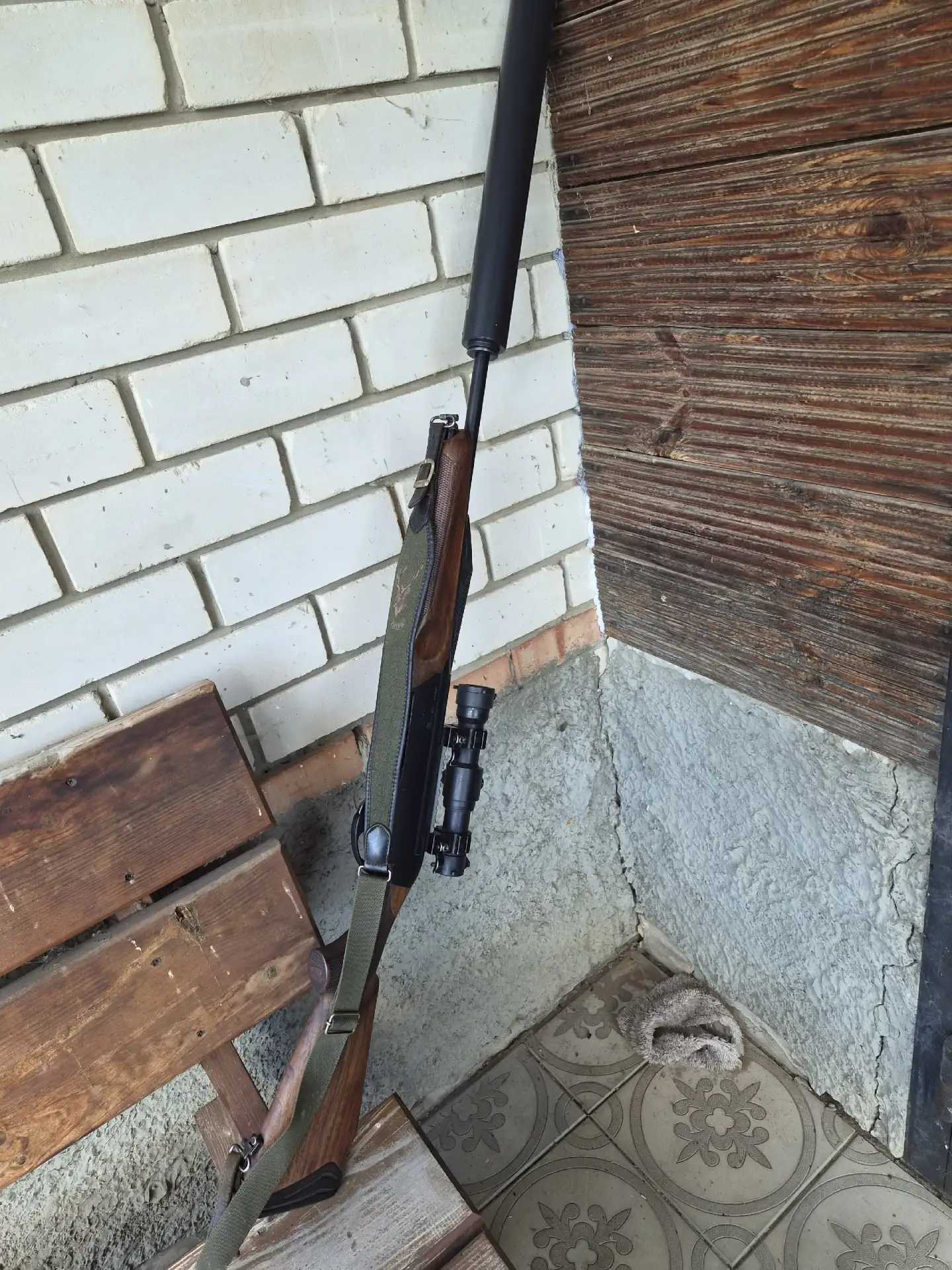 Продам карабин Binelli Argo E, в калибре 30 06. Установлен калиматорный прицел Aimpoint...