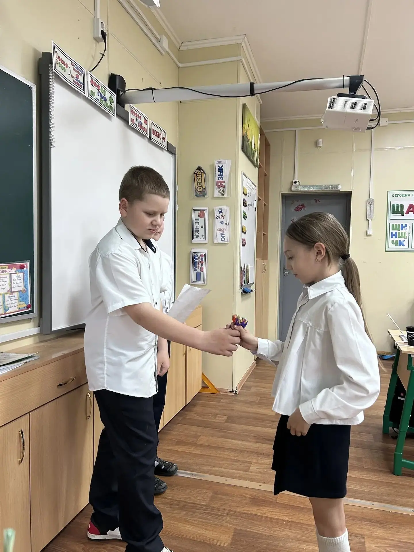 🎉 Спортивно-оздоровительное звено 3б класса провело увлекательное соревнование «Самый спортивный уче