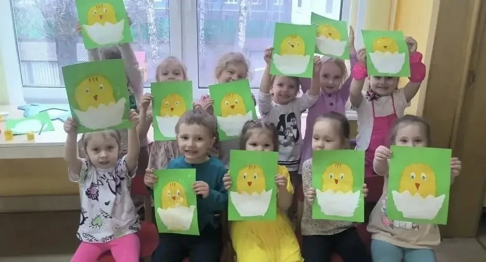 «Пасха» в дошкольных отделениях 🪺  Этот замечательный праздник вдохновил наших маленьких художников 