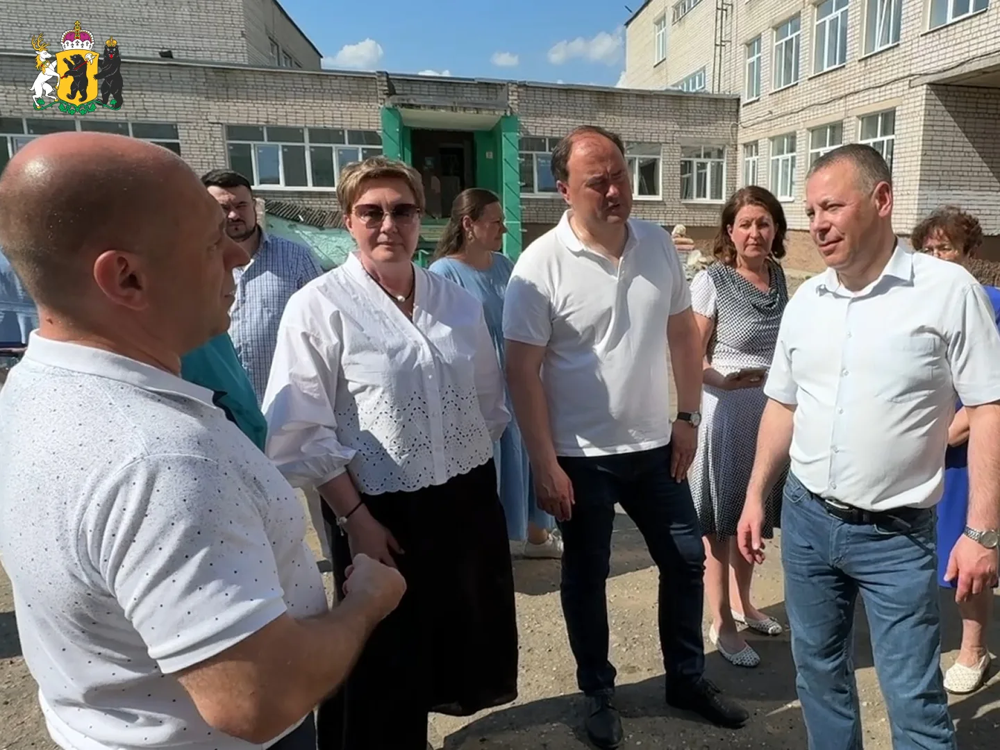 Ремонт школы в Новом Некоузе проходит по нацпроекту

Губернатор Ярославской области Михаил Евраев по