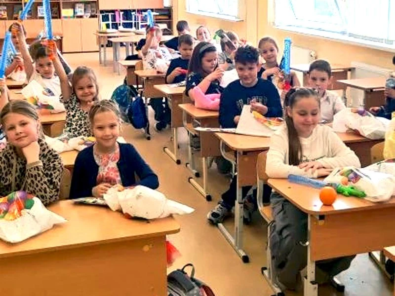 🎉 Ура! Мы больше не первоклашки?.. Стоп, пока ещё первоклашки! Но уже с большим стажем! 🎓  🚀 18 мая 