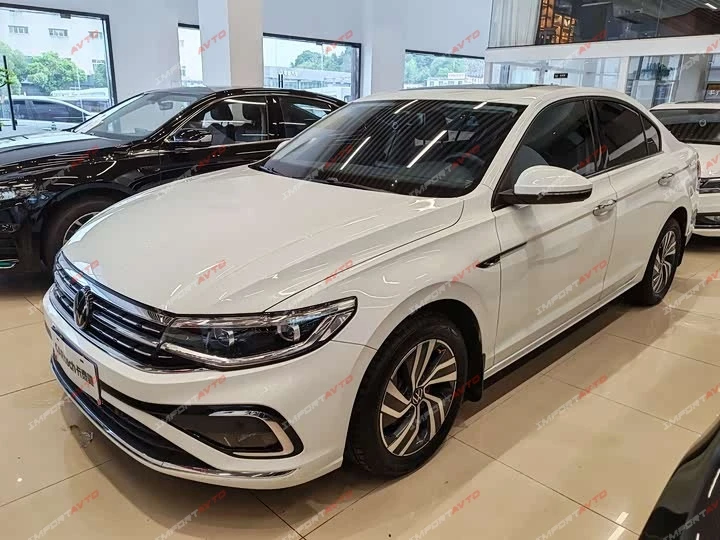 В продаже Volkswagen Bora 1.2 АMT, 2023

• Проходная по утилю!

• 2023 год
• Бензин: 1.2  - 116 л.с.