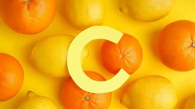 Недостаток витамина С

✅Быстрая утомляемость, отдышка при незначительной физической нагрузке, слабый