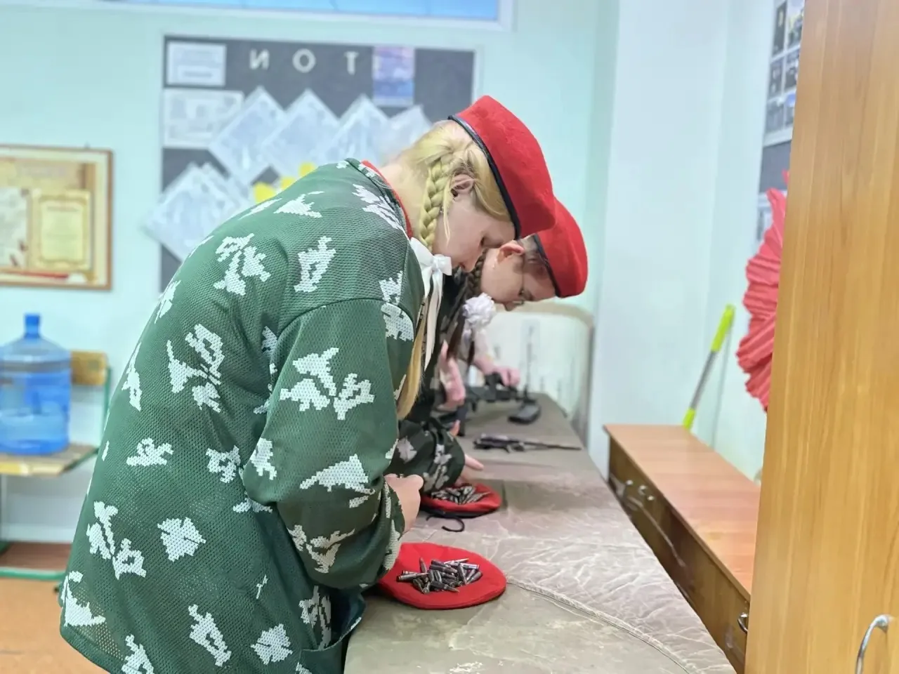 💪 «Пламя» в строю! Старшая группа билась достойно.  Старшая группа отрядов «Пламя» и «Рубеж» (МОУ СО