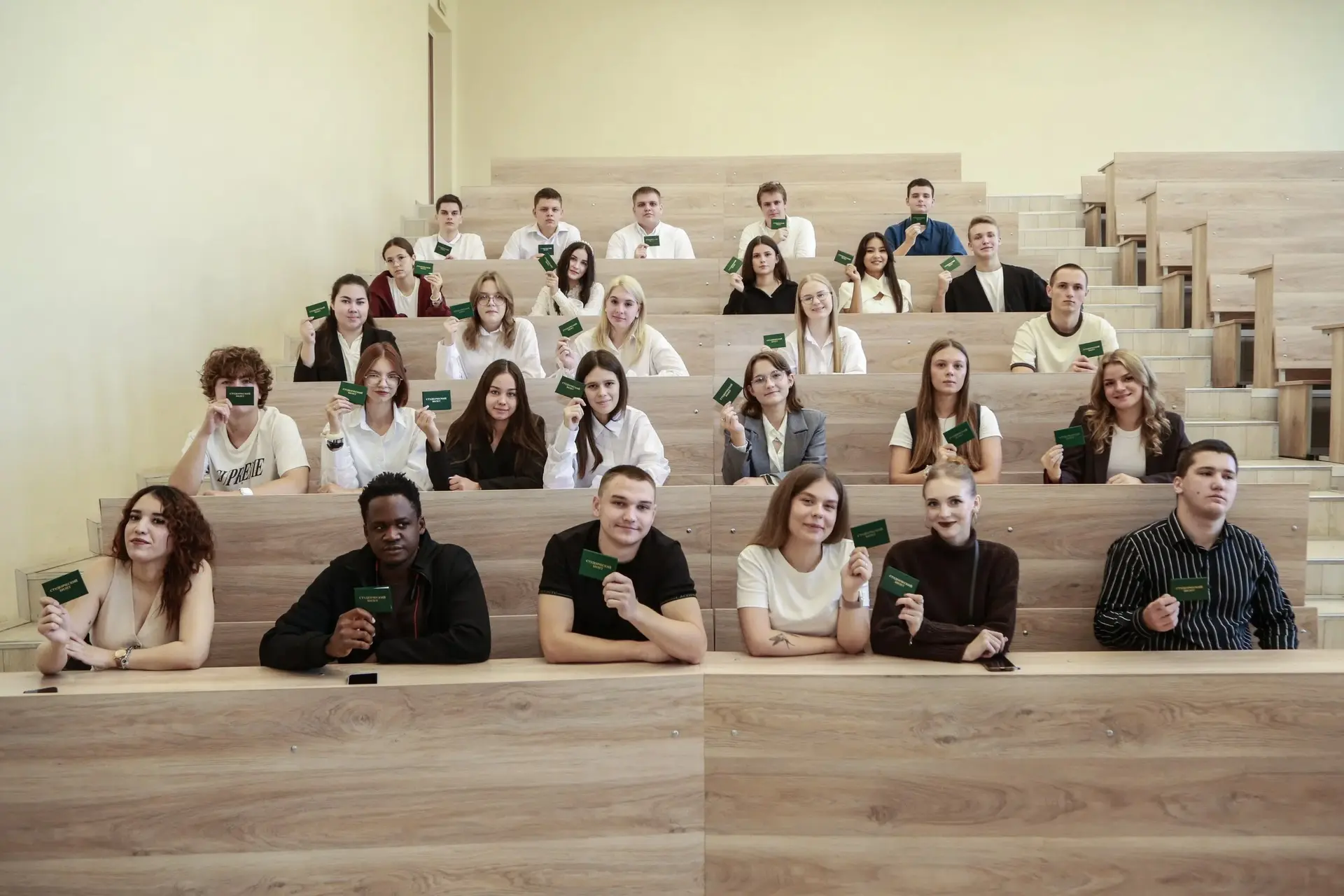 🎓 С Днём знаний, РГАТУ! Более 1400 первокурсников пополнили нашу большую семью!