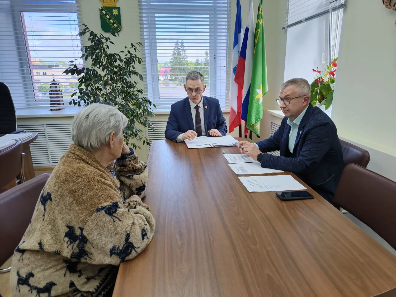 Сегодня приём граждан провёл наш куратор Антон Лебедев.