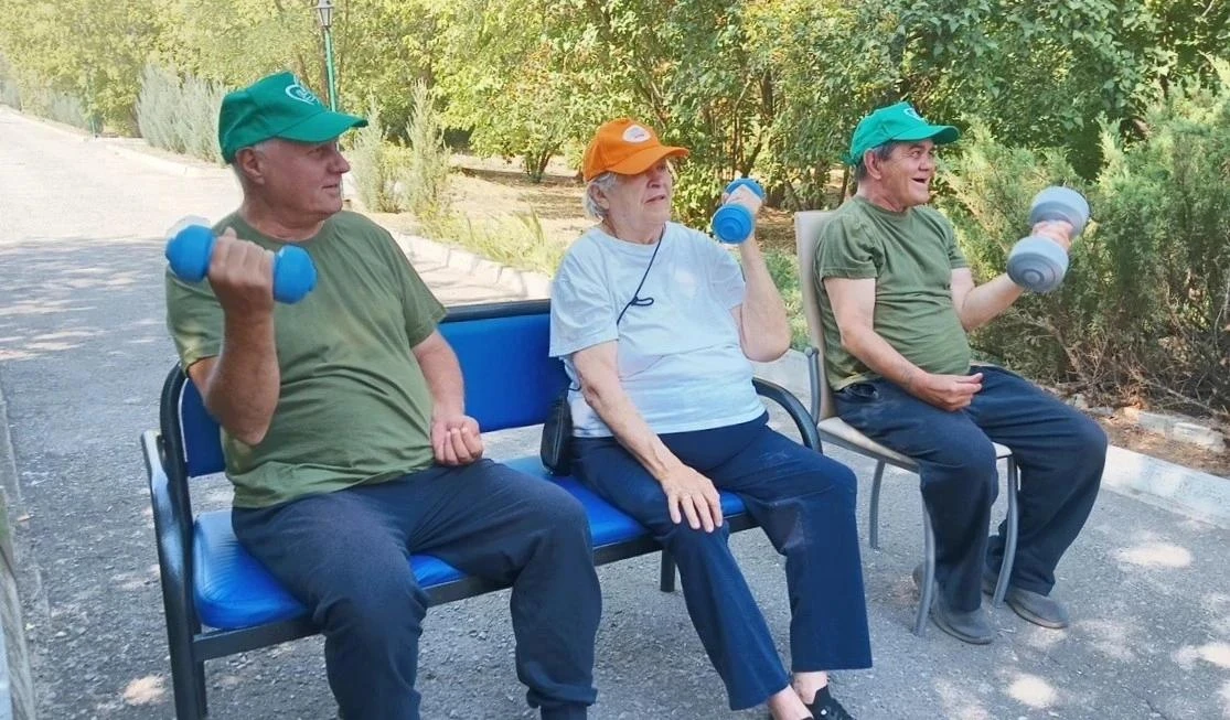 В  Ергенинском доме‑интернате проживающие активно участвуют в мероприятиях программы "А...