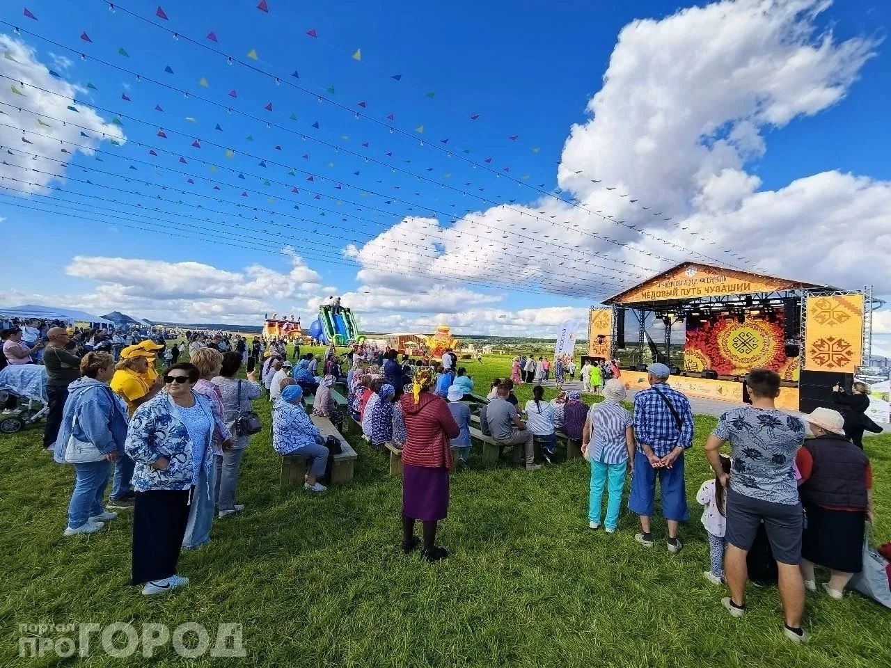 В Канашском районе завершился фестиваль "Медовый путь Чувашии"