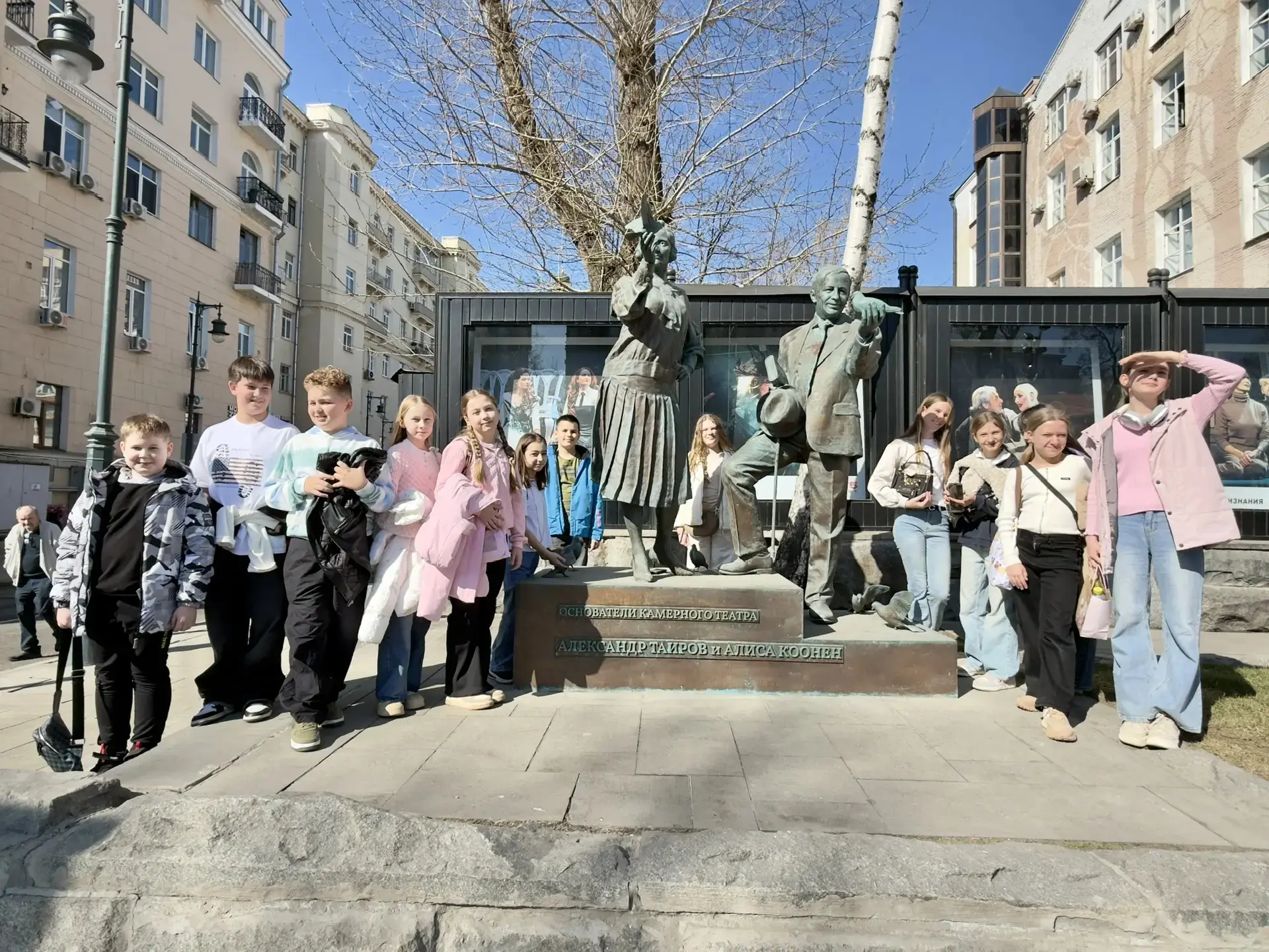 Однажды, в Тридесятом царстве, в Тридевятом государстве у доброго царя Аггея родился сын. В тот же д