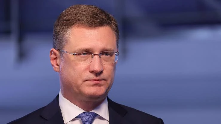 ⚡️Новак утверждает, что выпуск бензина со стандартом «Евро-3» является временным решением.