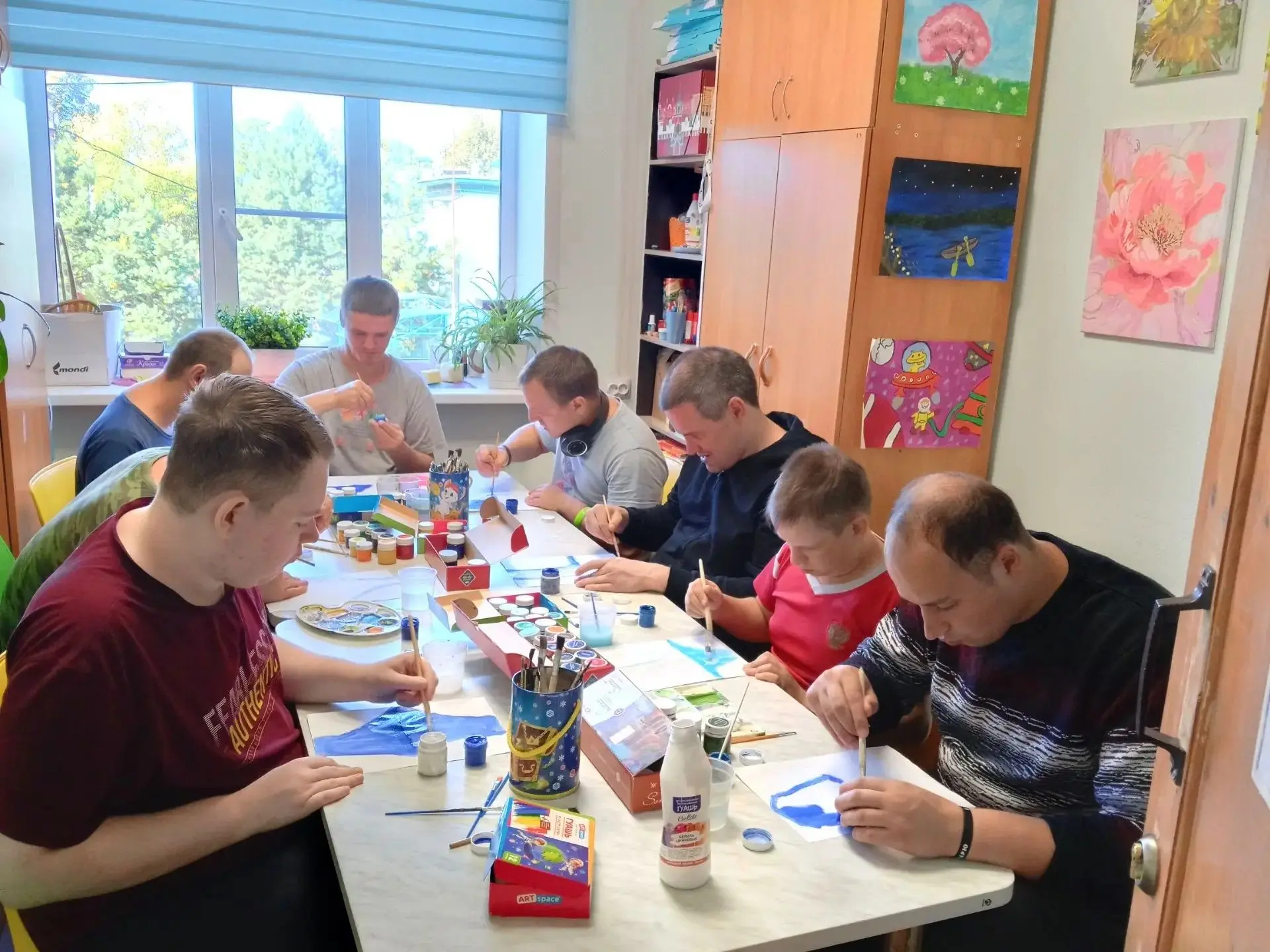 Искусство без границ 🎨🧑‍🎨🖌Для наших ребят нет ничего невозможного. Особенно когда р...