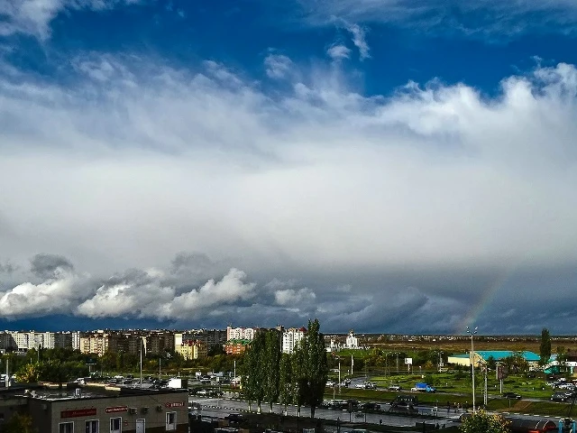 🌧Порывы ветра до 20 м/с, дожди (местами сильные), грозы, в отдельных районах град ожидаются 15 июня