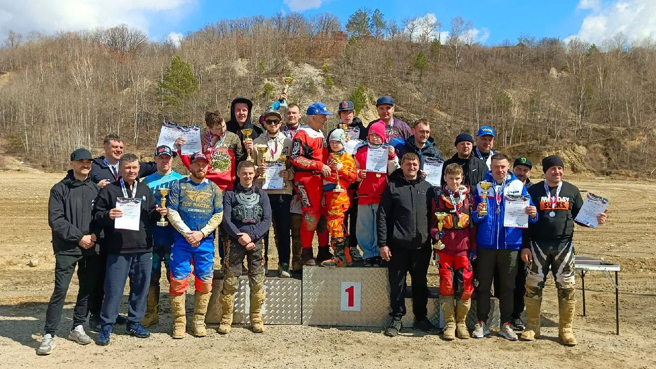 Свободненские мотогонщики вошли в тройку сильнейших на чемпионате Амурской области  25 апреля состоя