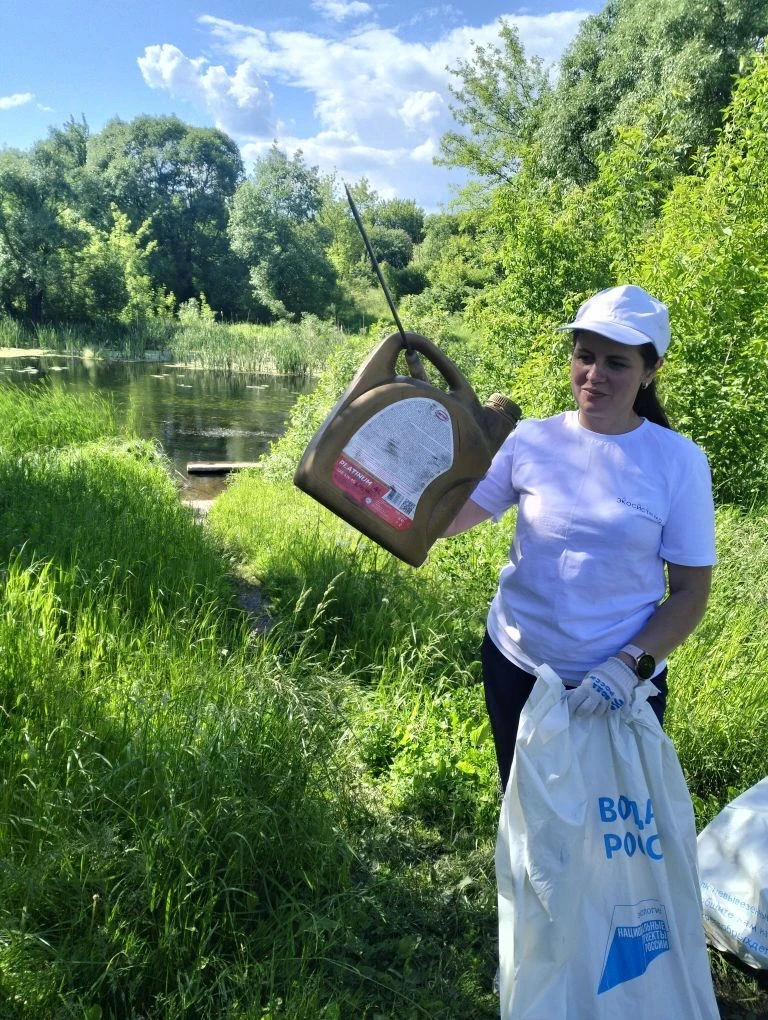 На реке Олым прошла акция «Вода России»

🇷🇺В Касторенском районе День эколога отпраздновали уборко