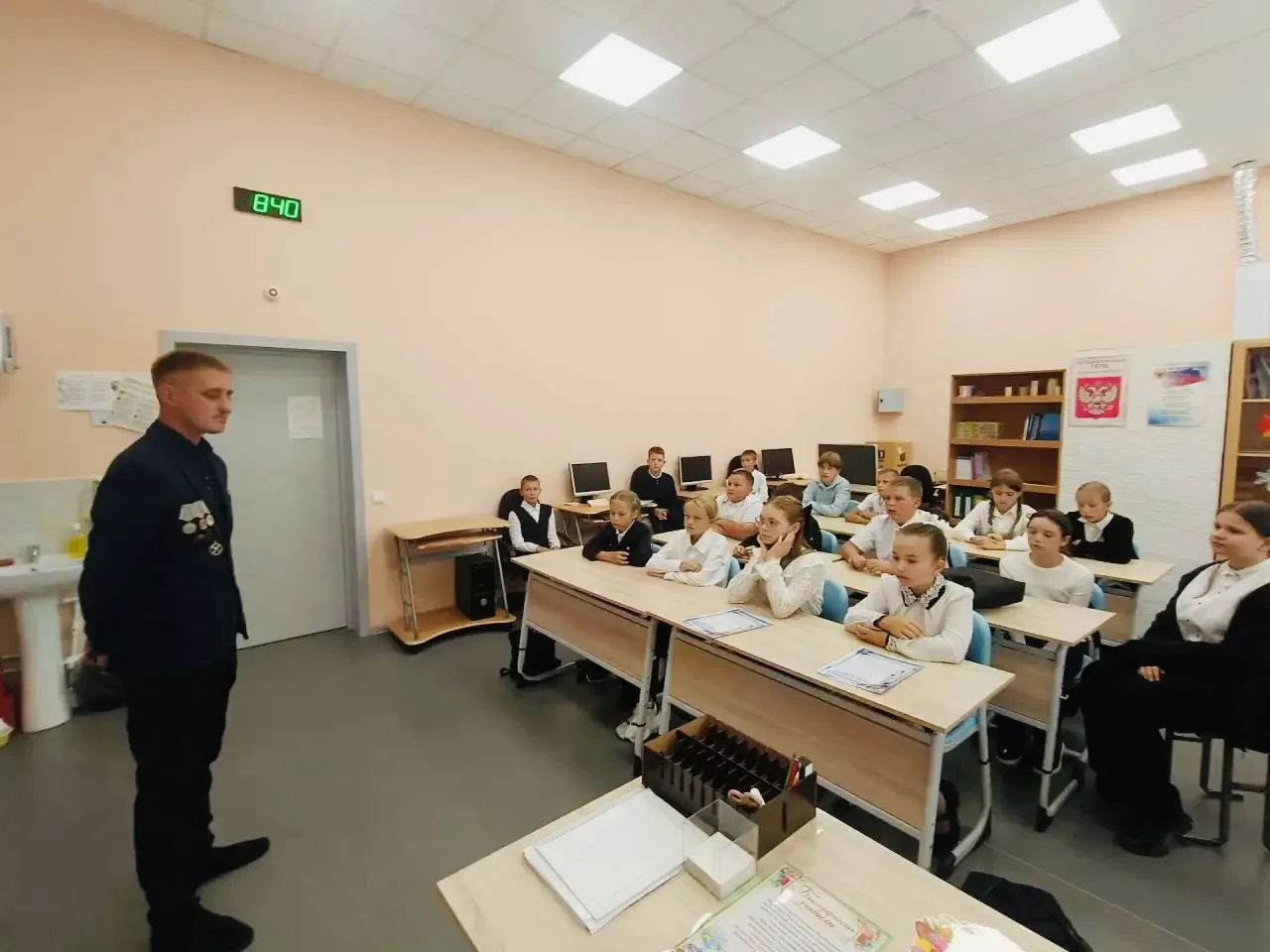 🇷🇺 Урок мужества в нашей школе 🎖️