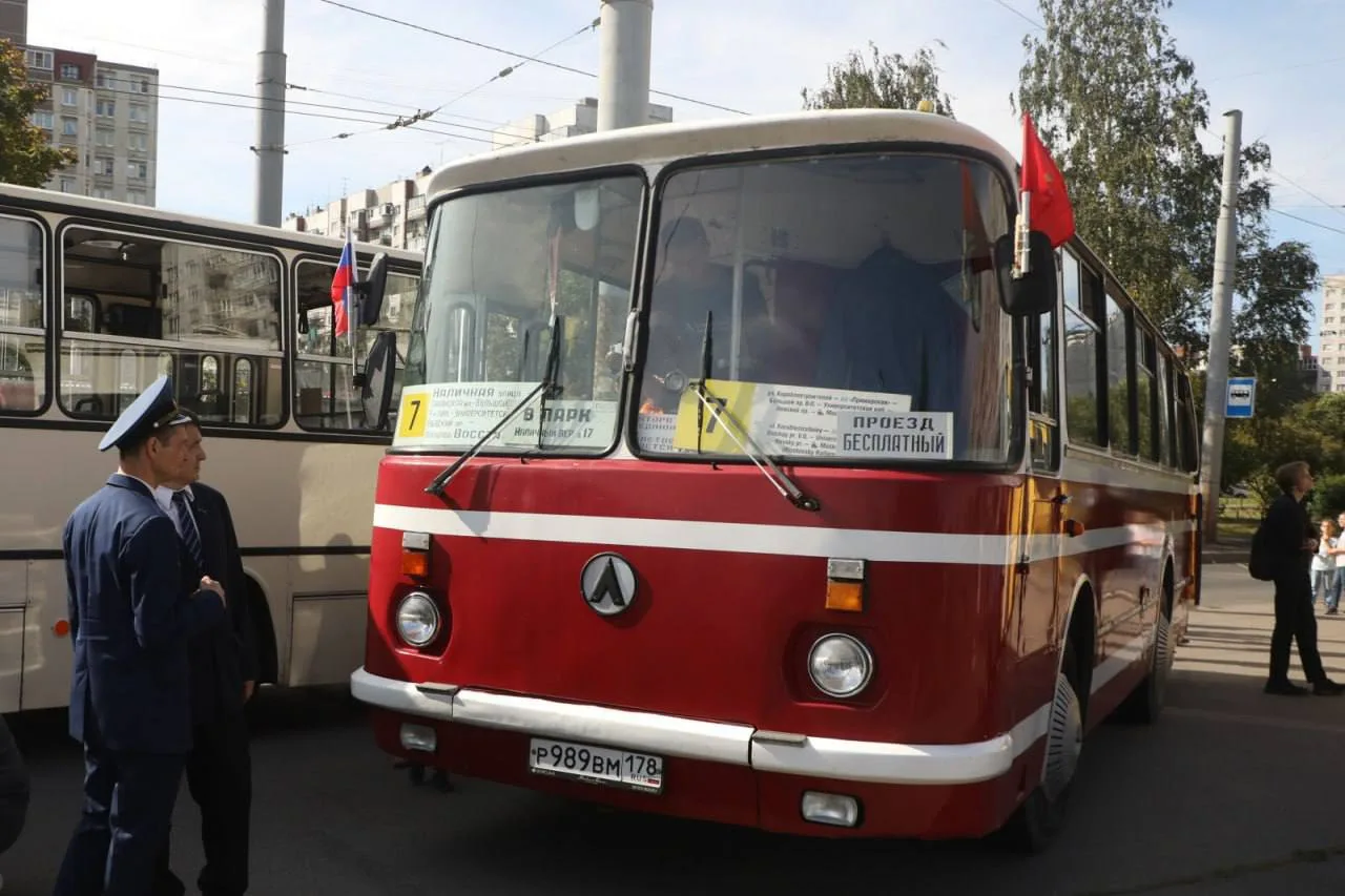 🚌 Ретроавтобусы выйдут на улицы Петербурга 2 сентября