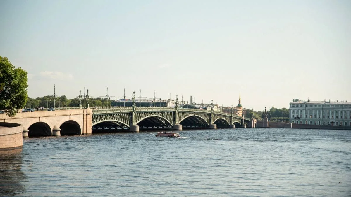 🌡️Вода в Финском заливе и Неве прогрелась до 20°С, — синоптики.

👉 Читайте официальный канал Питер