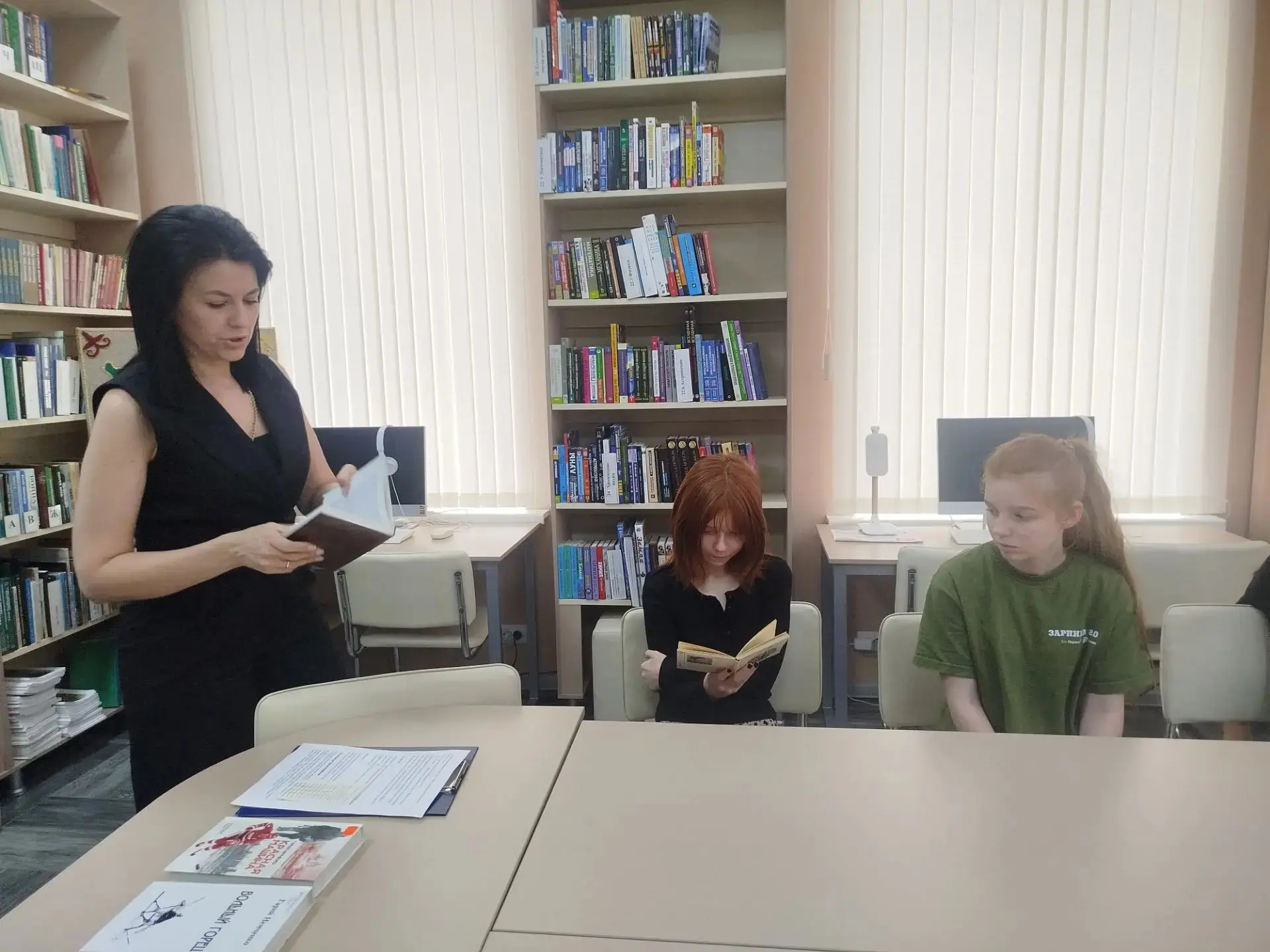 В Центральной модельной библиотеке состоялся  библиомарафон «Знатоки адыгейской литературы». Меропри