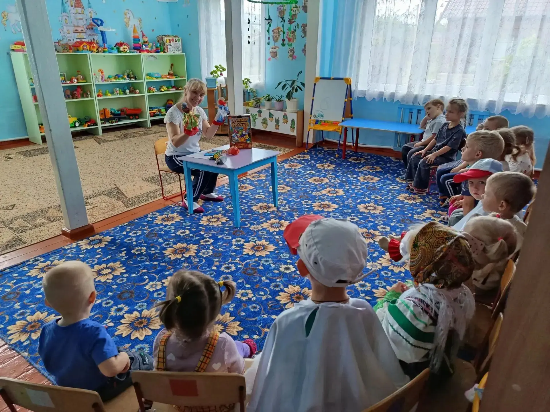В 1 младшей-средней группе нашего детского сада весело и интересно прошла музыкальная театрализация 