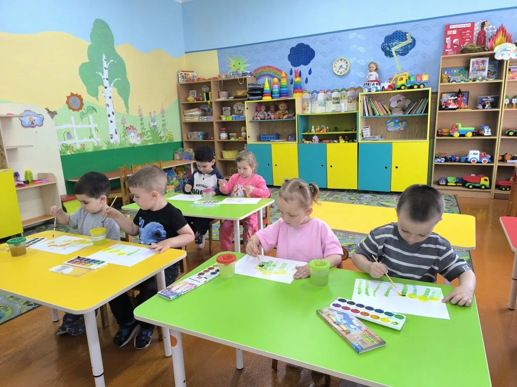 🌼 Одуванчик — уникальное растение, которое часто называют «цветком солнца»
