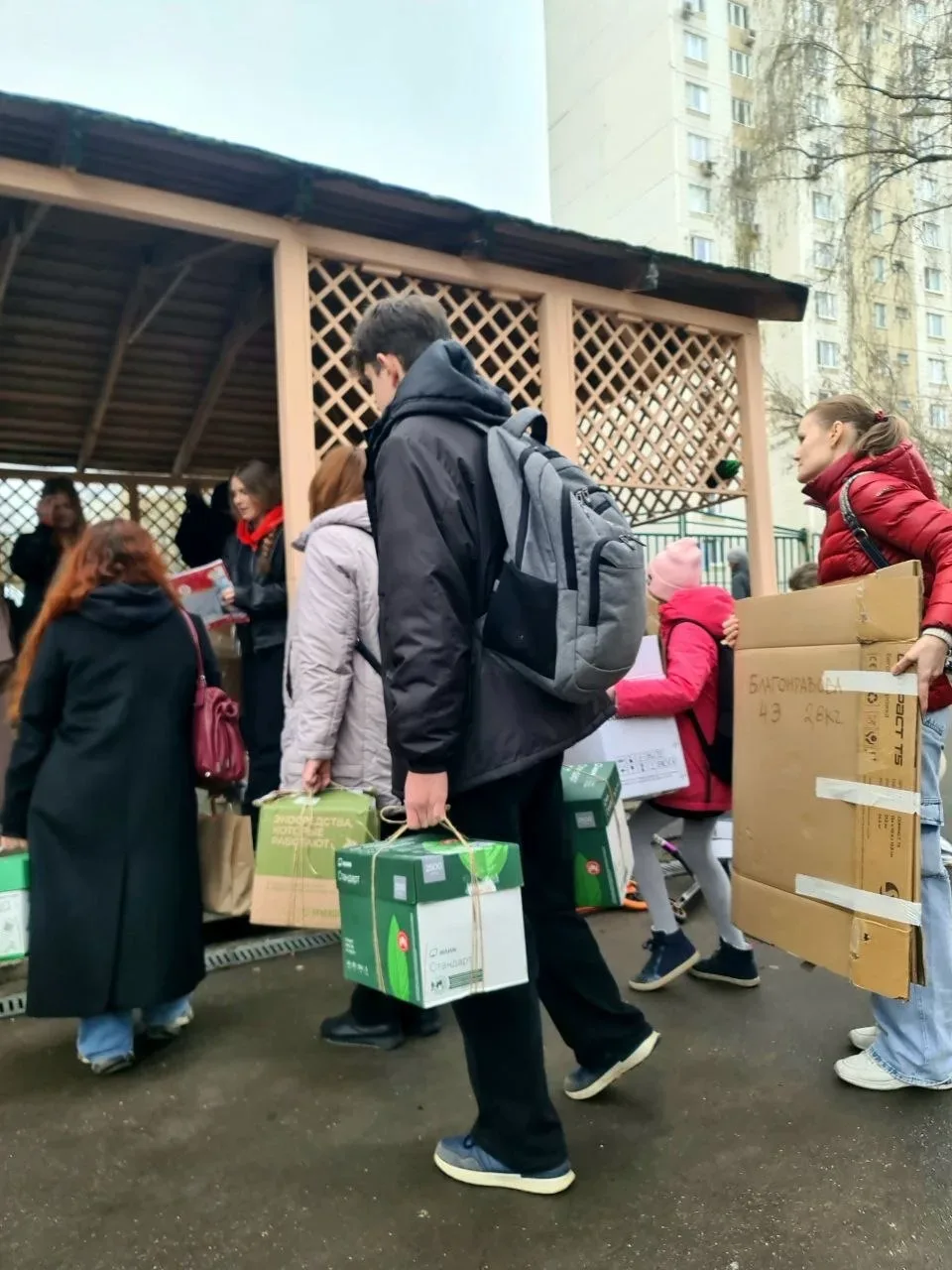 🌍 Собрали макулатуру — сделали большое доброе дело!  В нашей школе снова прошел весенний сбор макула