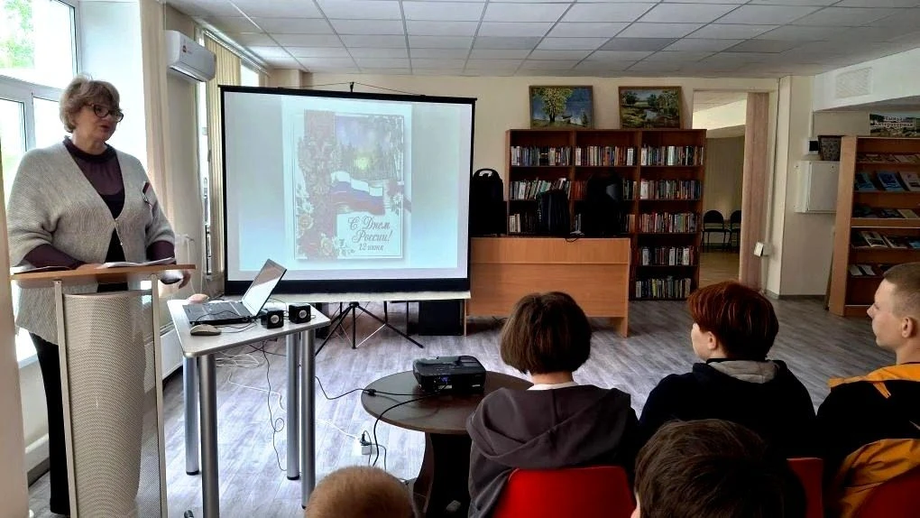 11 июня в Тындинской городской библиотеке для ребят летних оздоровительных лагерей «Над...