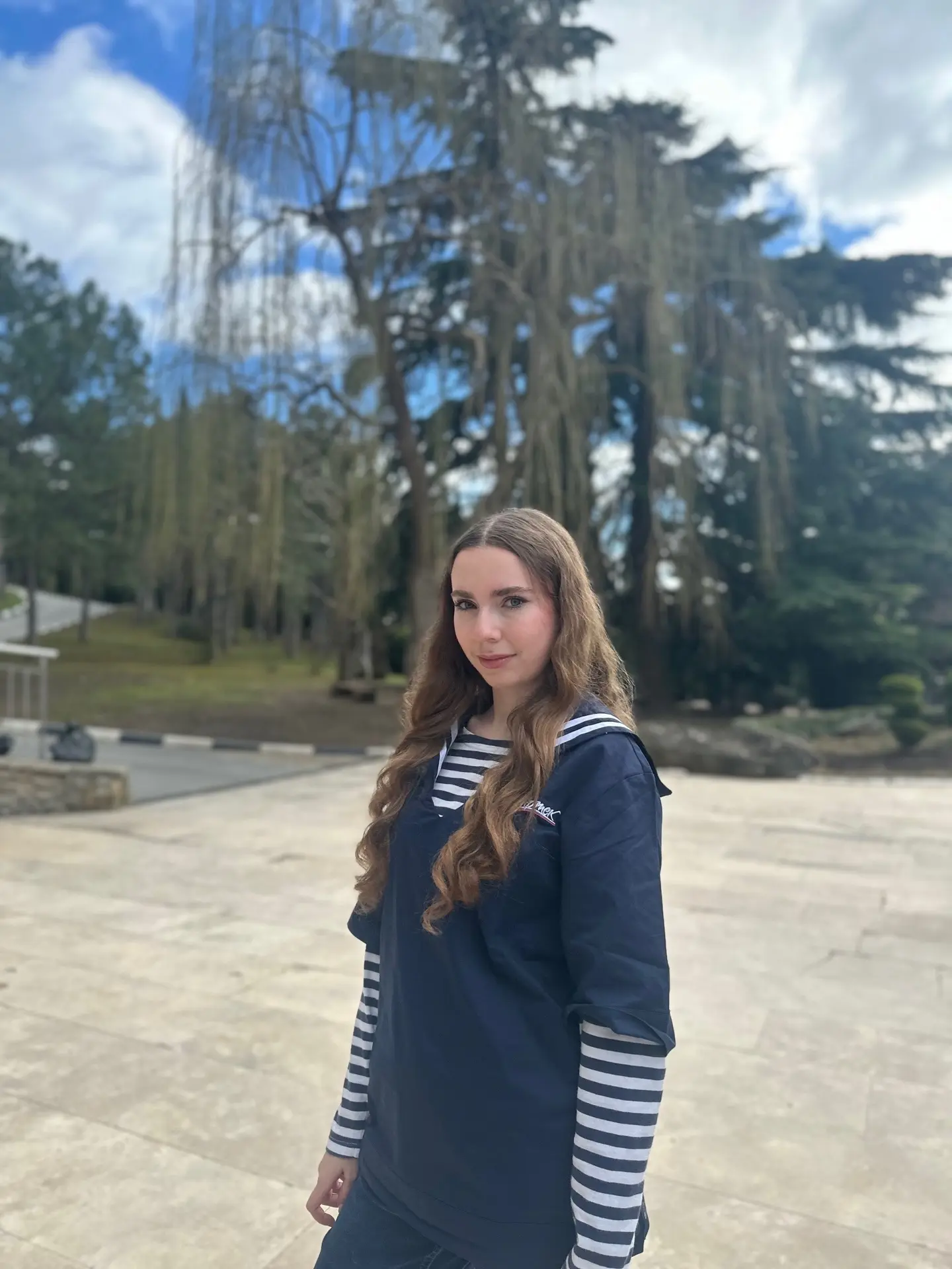 «АРТЕК» УЧИТ МЕЧТАТЬ И ДЕЙСТВОВАТЬ, ВЕРИТЬ В СЕБЯ И ИДТИ ВПЕРЕД» 🌟🌟🌟  Ученицы 10 «Б» и 11 «Б» классо
