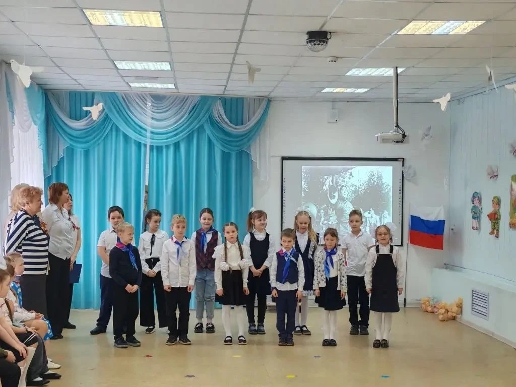 🎗 Торжественное мероприятие ко Дню Победы в Центре развития ребёнка — детский сад № 215  В детском с