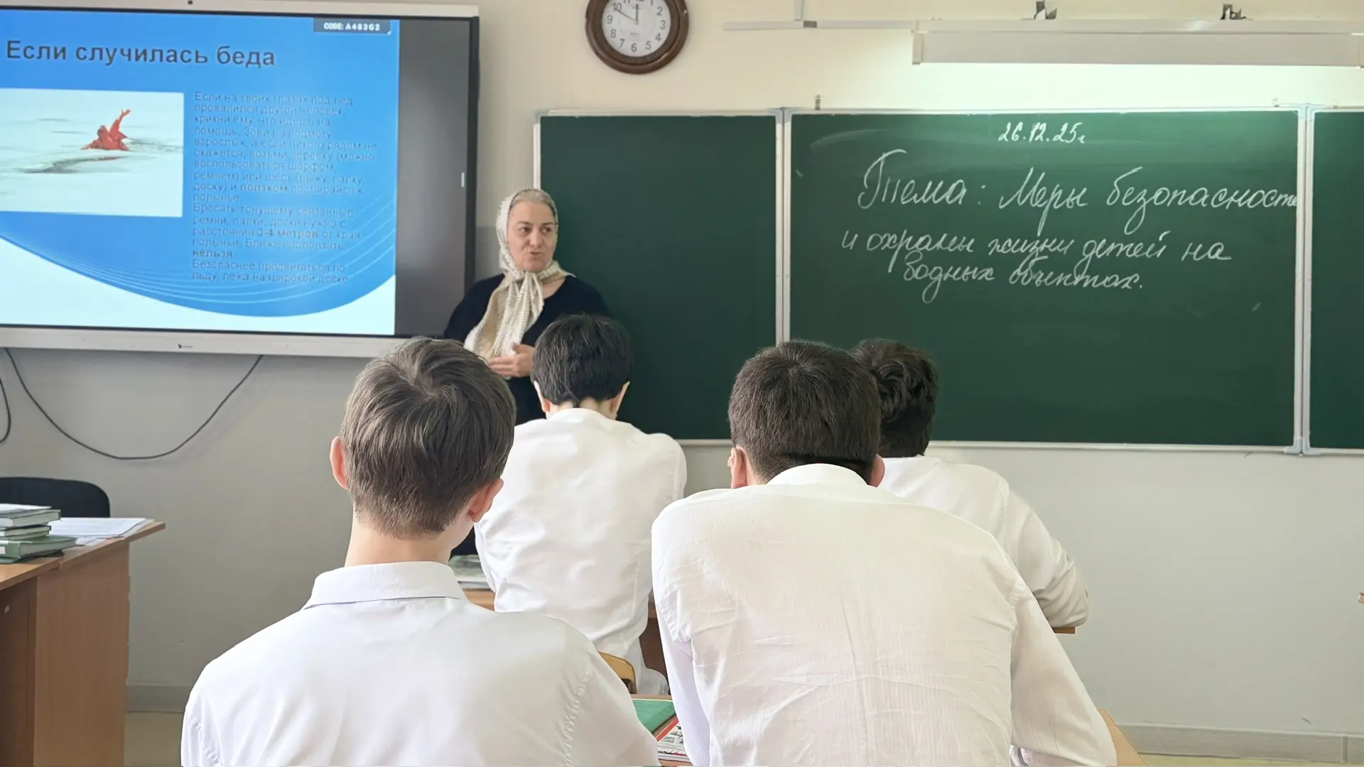 В МБОУ «СОШ №65» города Грозного проведены важные беседы с учащимися на тему «Меры безопасности и ох