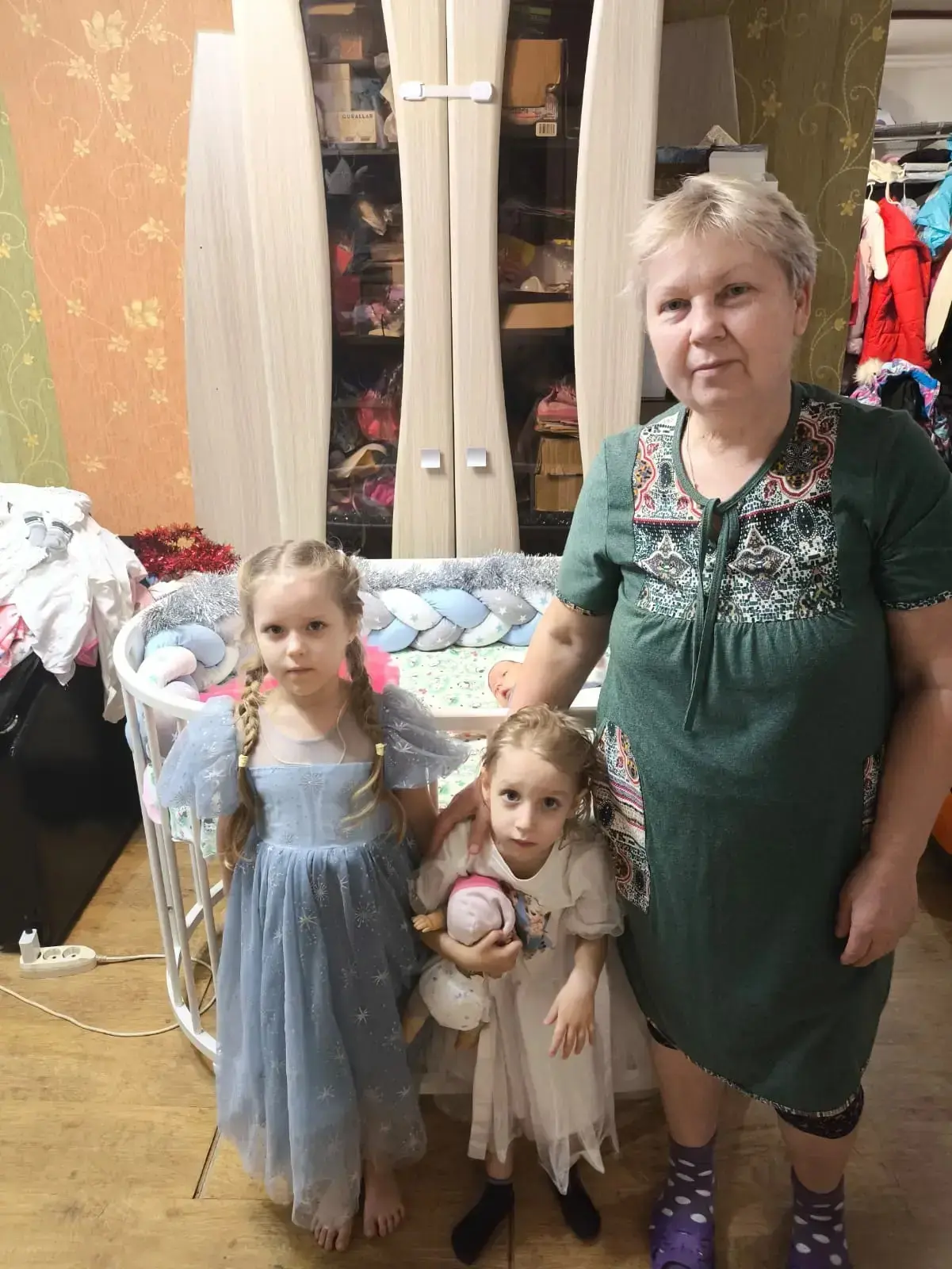 Макеева Амилия с бабушкой
