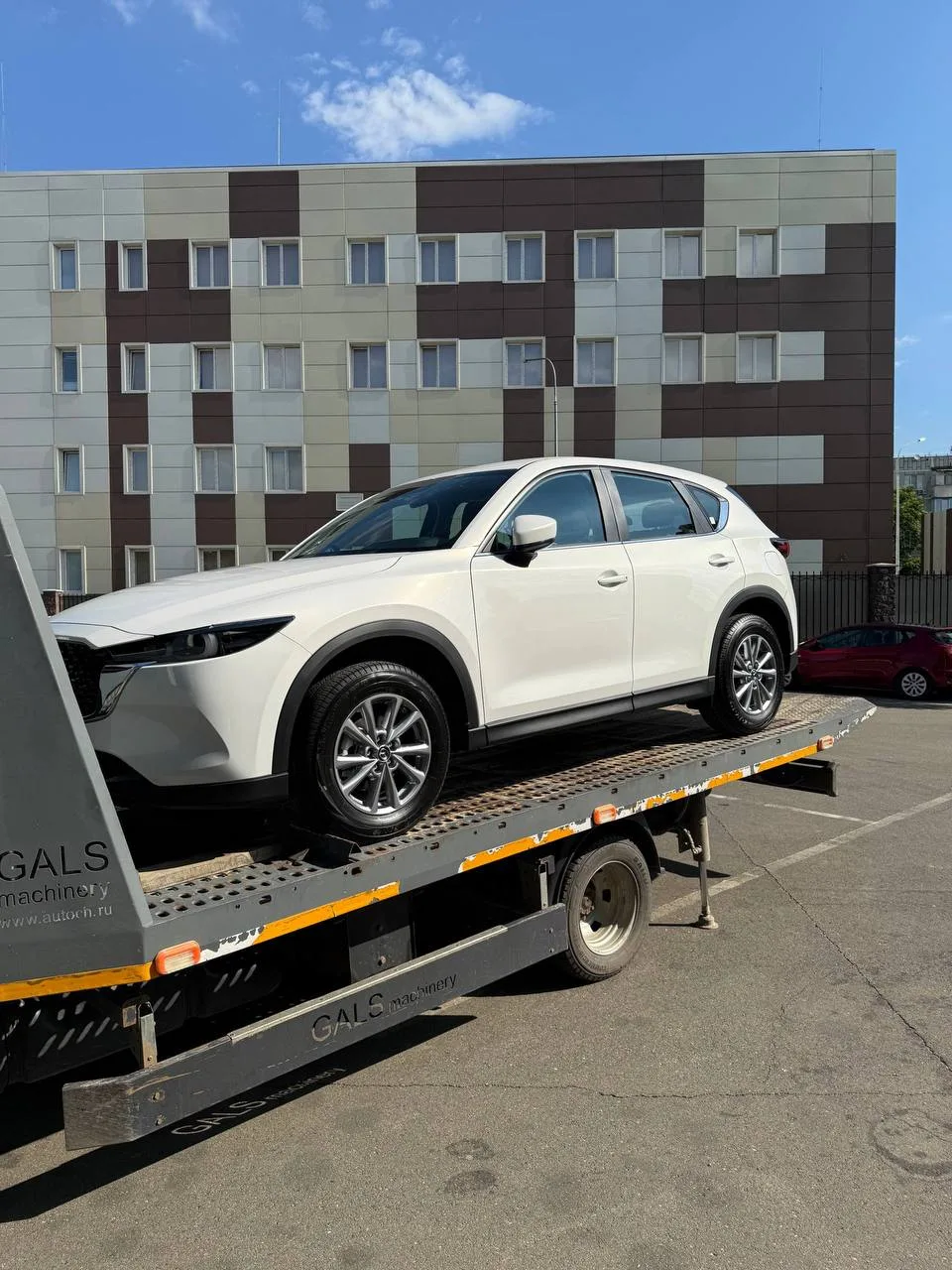 ✅ Еще один автомобиль готов к отправке клиенту!
НОВАЯ Mazda CX-5 2026 года в комплектации Comfort 
