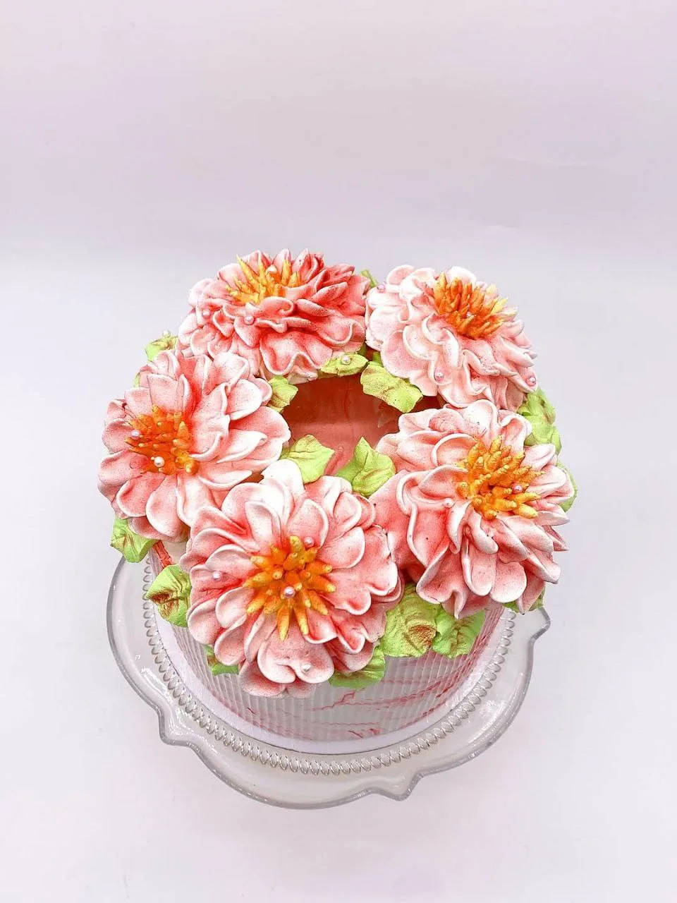 Клубничный бисквит и идея декора торта 🎂🌺

Автор: elena_tort_spb

Клубничный бисквит:
3 шт - яйца
