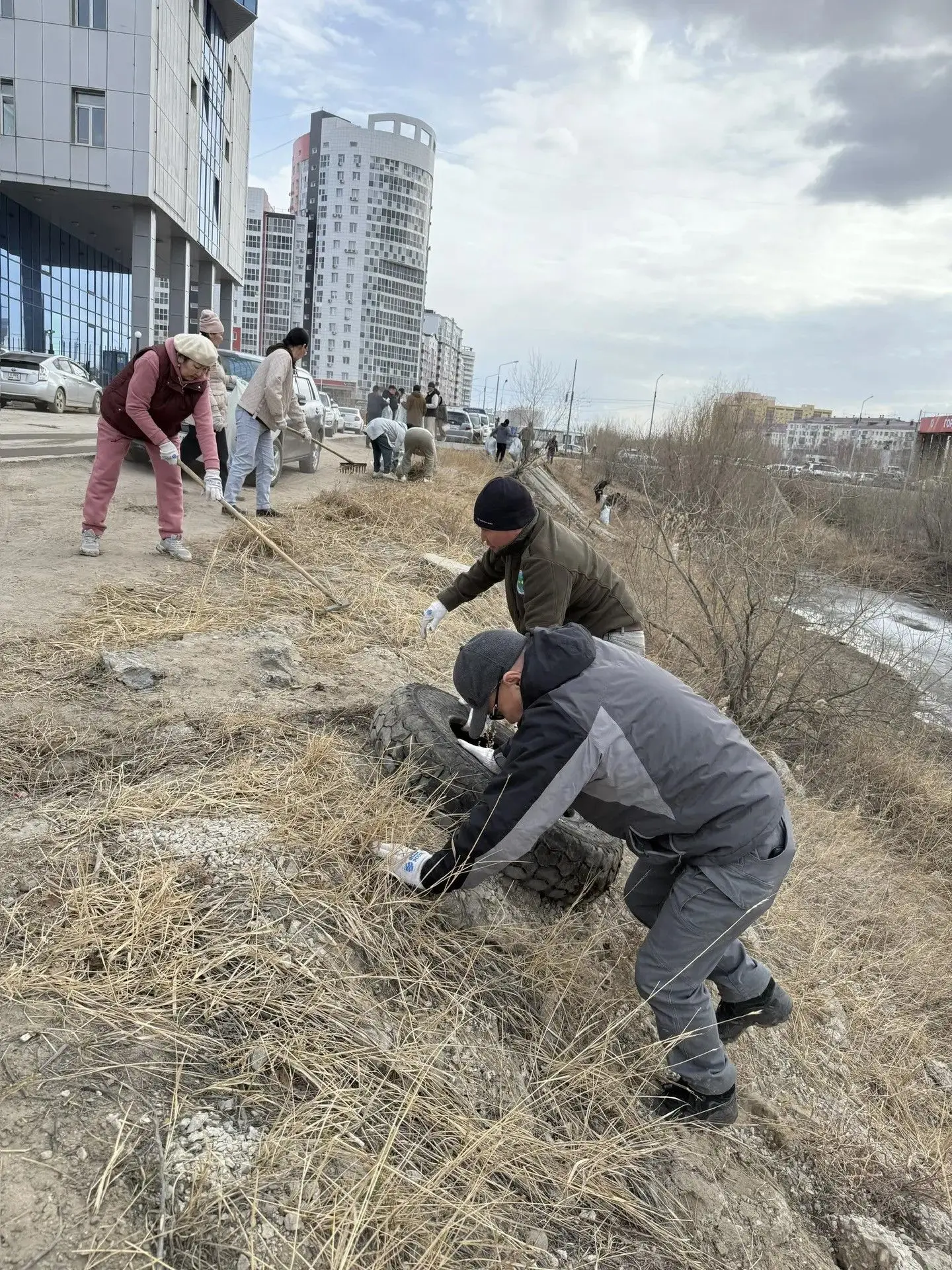 🍀 МИНЭКОЛОГИИ ЯКУТИИ ЗАПУСКАЕТ ЭСТАФЕТУ #ЗЕЛЕНЫЙЧЕТВЕРГ  Сегодня, накануне праздника Весны и Труда, 