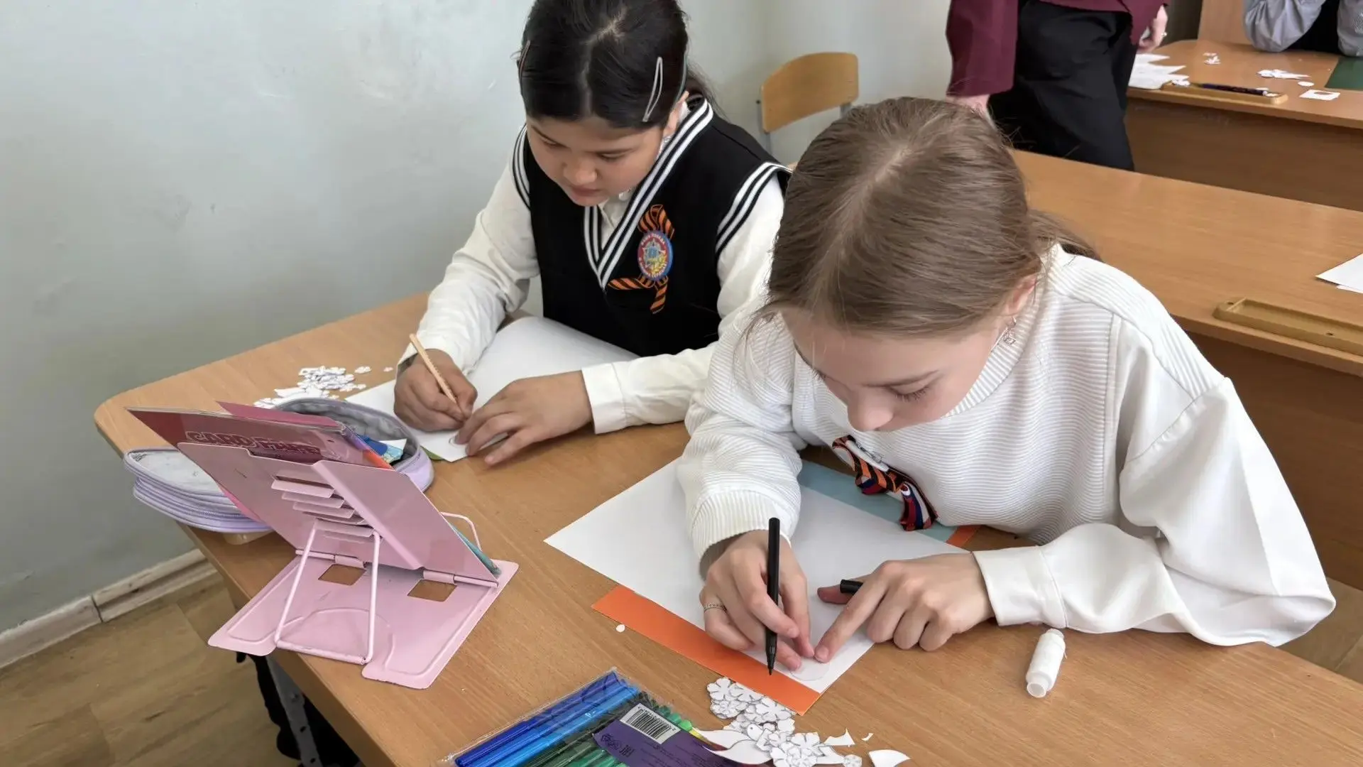 🌸🌼 С Праздником Весны и Труда! 🌼🌸  Сегодня мы хотим сказать огромное "спасибо" всем, кто своим трудо
