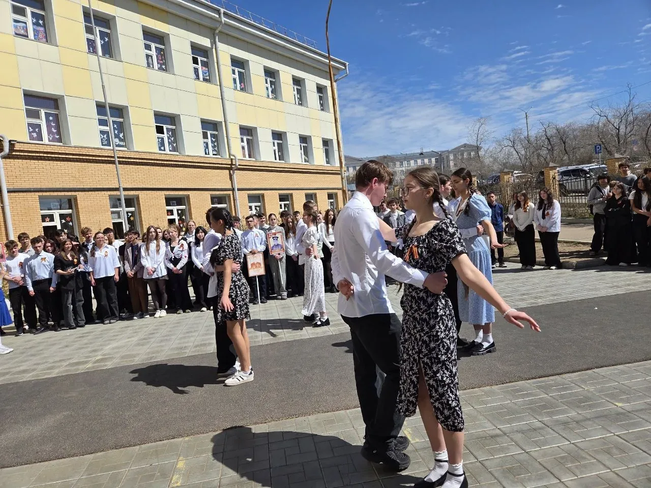 🌟Память, гордость, уважение: в школе прошёл митинг в честь 81-й годовщины Великой Победы🌟    81 год 
